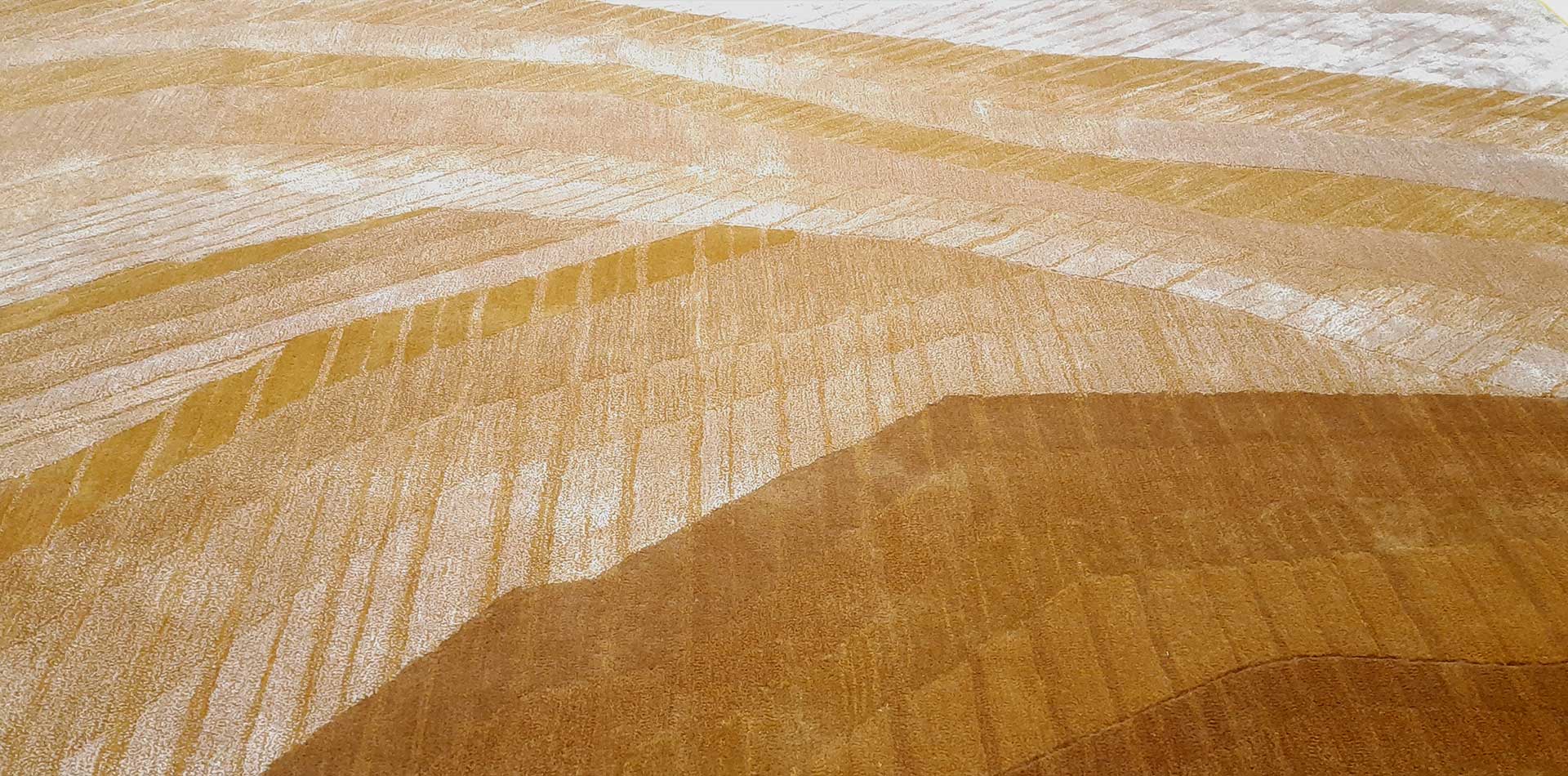 Lalarukh Rugs